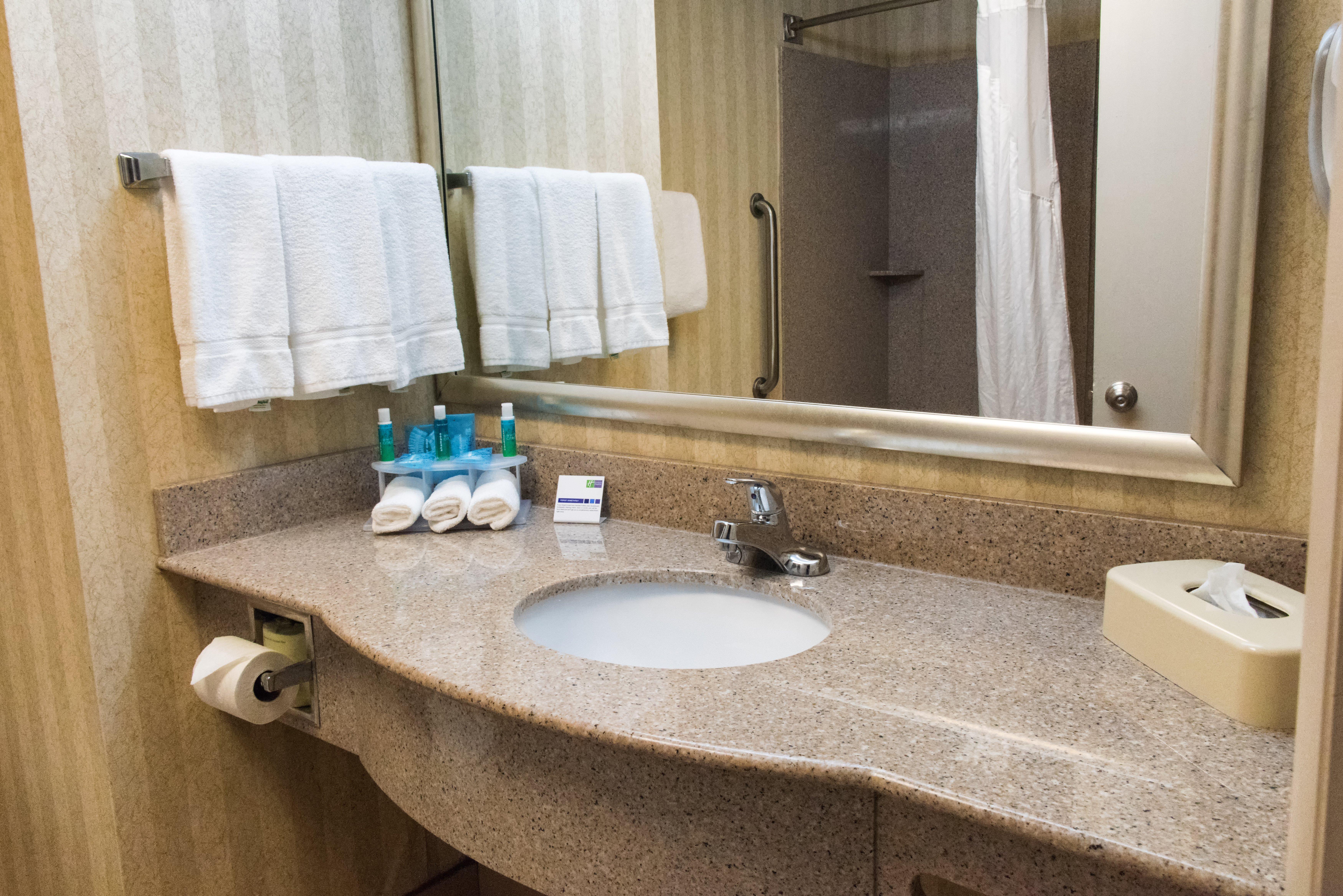 Holiday Inn Express Hotel & Suites Kinston By Ihg Eksteriør bilde