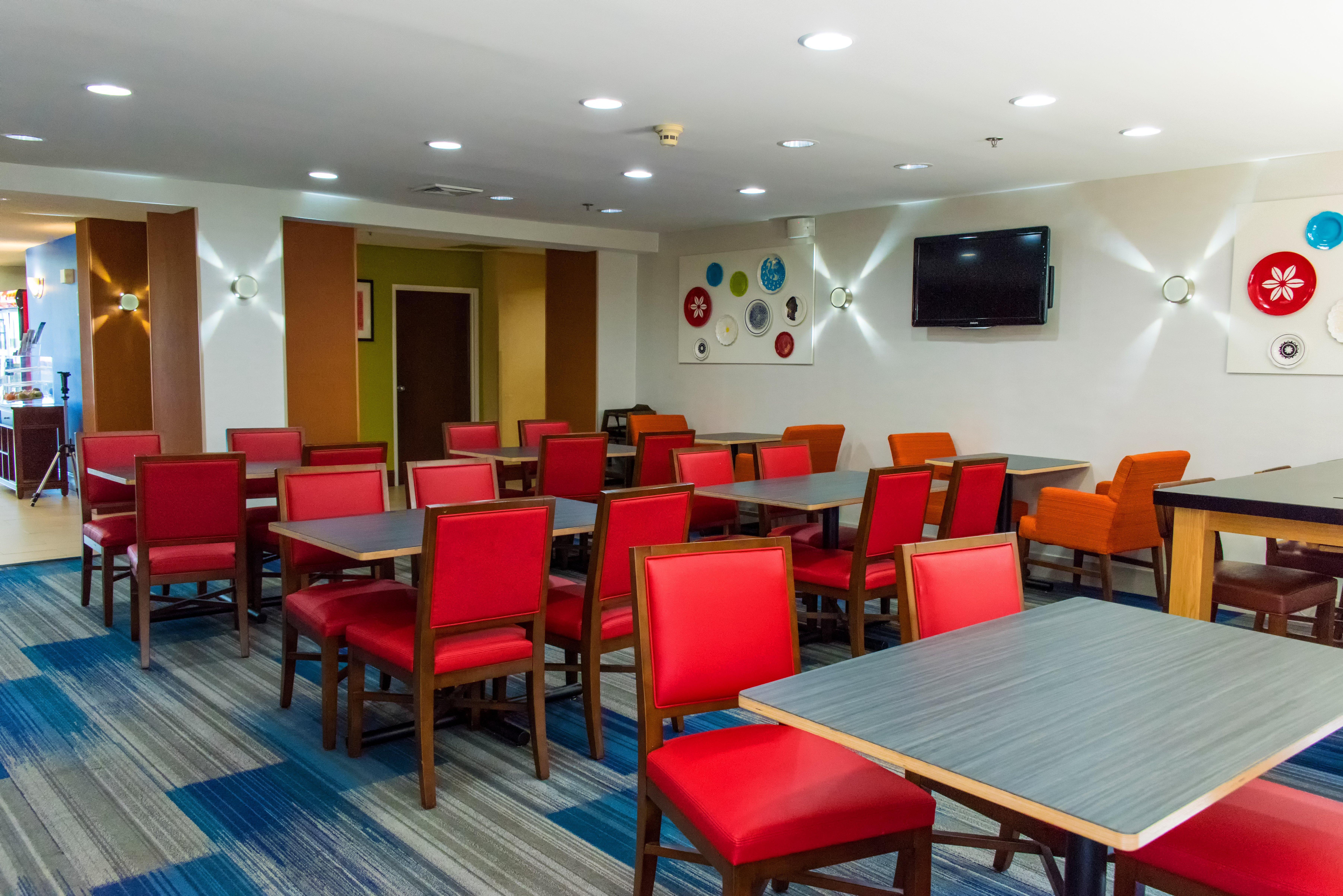 Holiday Inn Express Hotel & Suites Kinston By Ihg Eksteriør bilde